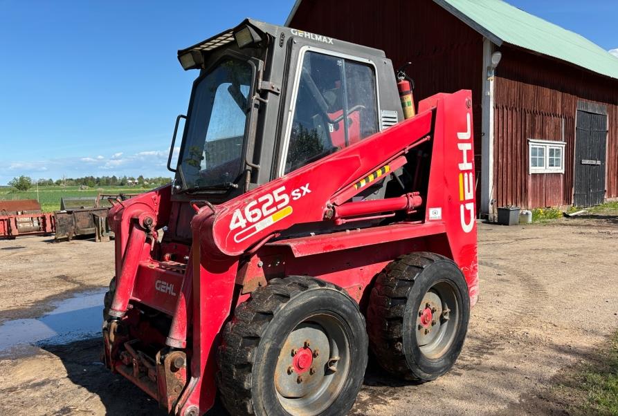 1997 Gehl 4625